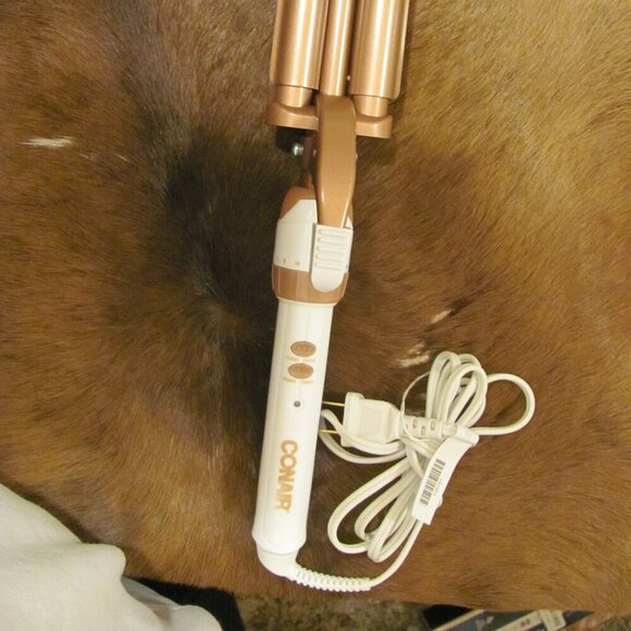 CONAIR DOUBLE CERAMIC TRIPLE BARREL WAVER NIB - Picture 14 of 15